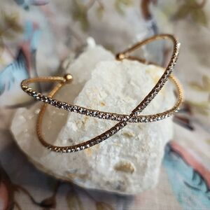 CrissCross Criss Cross Prong Set Gold Tone X Style Rhinestone Bracelet NWT